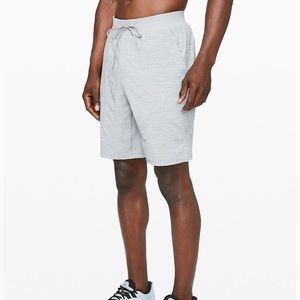 lulu lemon Men’s T.H.E. Short 9” Liner